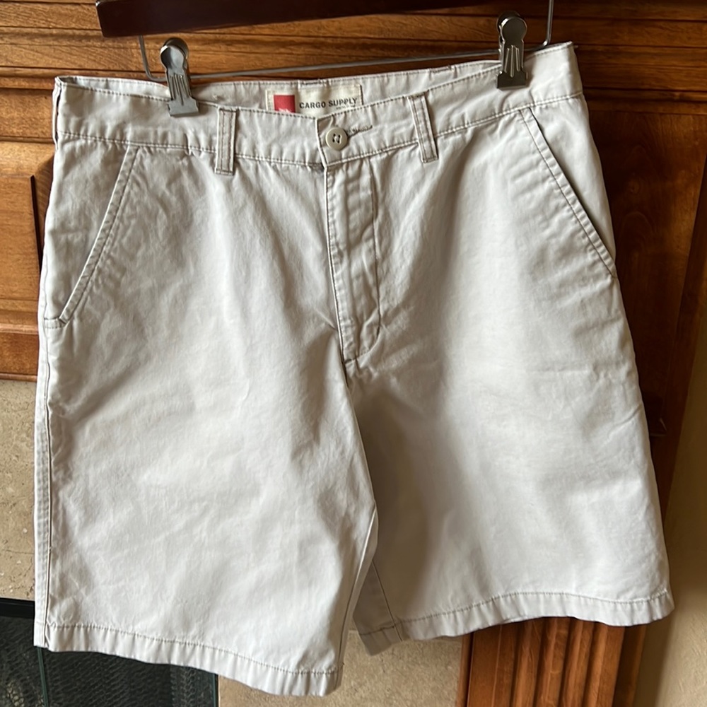 Mens tan shorts